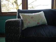 Load image into Gallery viewer, Floral Couch Pillow
