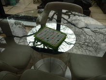 Load image into Gallery viewer, Triangle print Pot holder