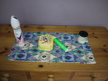 Load image into Gallery viewer, Bright leaf and Feather Print Table Runner