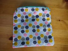 Load image into Gallery viewer, Honeycomb Print Zippered Pouches