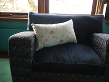 Load image into Gallery viewer, Floral Couch Pillow