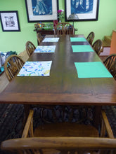 Load image into Gallery viewer, Bright Floral Rectangle Fabric Placemats