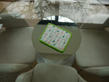 Load image into Gallery viewer, Triangle print Pot holder