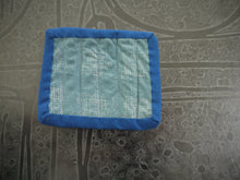 Load image into Gallery viewer, 5 Piece Set of Small Pot Holders