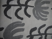 Load image into Gallery viewer, Cactus Print Table Runner