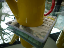 Load image into Gallery viewer, Yellow Floral Pot Holder with Grey Trim