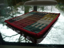 Load image into Gallery viewer, Geometric Puzzle Piece Pot Holder with Red Trim