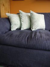 Load image into Gallery viewer, Blue Floral Couch Pillow Cover