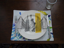Load image into Gallery viewer, Bright Floral Rectangle Fabric Placemats