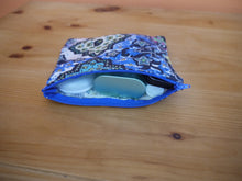 Load image into Gallery viewer, Geometric Design Zippered pouches.