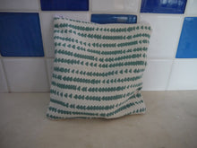Load image into Gallery viewer, Arrow Head Print Zippered Pouch