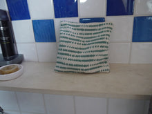 Load image into Gallery viewer, Arrow Head Print Zippered Pouch