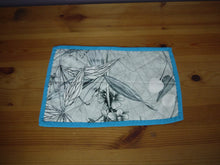 Load image into Gallery viewer, White and Grey Floral Pot Holder with Blue Trim