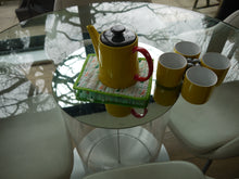 Load image into Gallery viewer, Triangle print Pot holder