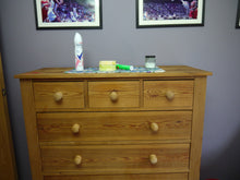 Load image into Gallery viewer, Bright leaf and Feather Print Table Runner