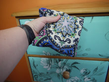 Load image into Gallery viewer, Geometric Design Zippered pouches.