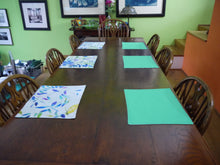 Load image into Gallery viewer, Bright Floral Rectangle Fabric Placemats