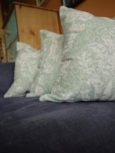 Load image into Gallery viewer, Blue Floral Couch Pillow Cover