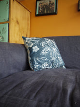 Load image into Gallery viewer, Blue and Beige Double Print Couch Pillow Cover
