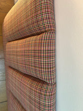 Load image into Gallery viewer, Pink Plad Fluted Head board Single bed