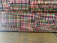 Load image into Gallery viewer, Pink Plad Fluted Head board Single bed