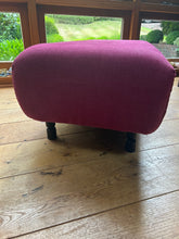 Load image into Gallery viewer, Red Linnen Stool