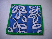 Load image into Gallery viewer, White Floal Pot Holders with Trim