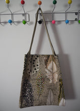 Load image into Gallery viewer, Feather Canvas Tote Bag