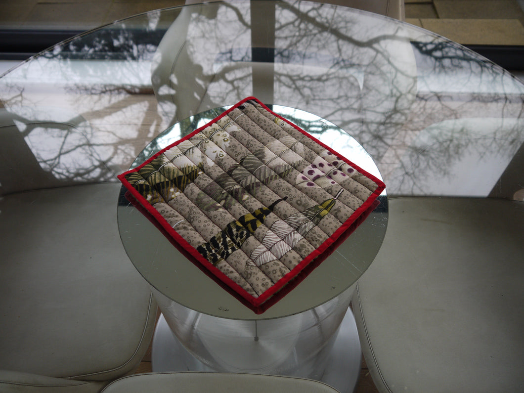 Feather Print Trivet with Red Trim