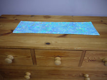 Load image into Gallery viewer, Blue Marble Print Table Runner
