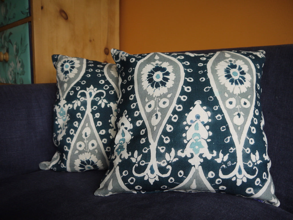 Geometric Floral Print Couch Pillow Cover