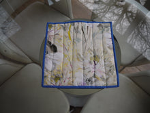 Load image into Gallery viewer, Yellow Floral Print Trivet with Blue Trim
